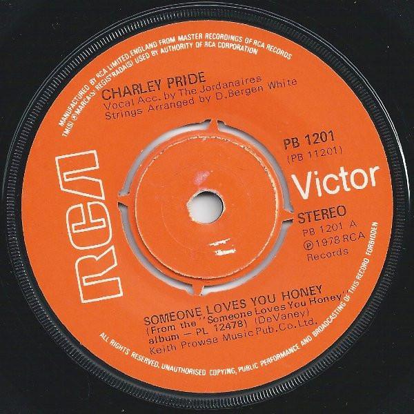 Charley Pride - Someone Loves You Honey