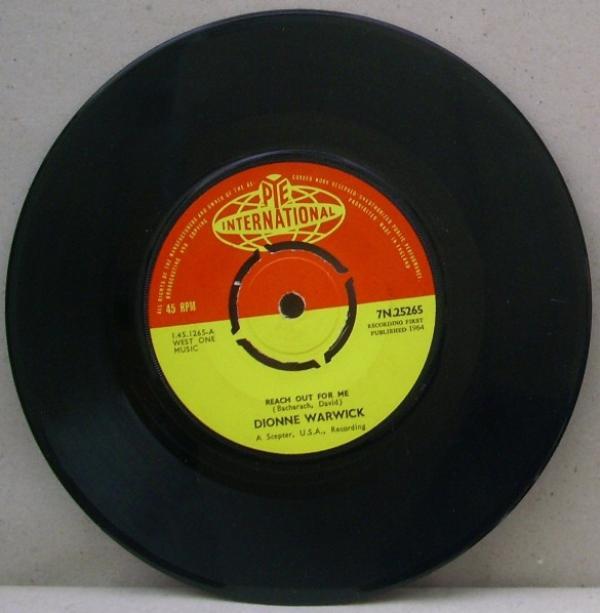 Dionne Warwick - Reach Out For Me