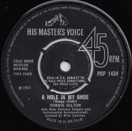 Mike Sammes Singers, Ronnie Hilton - A Hole In My Shoe